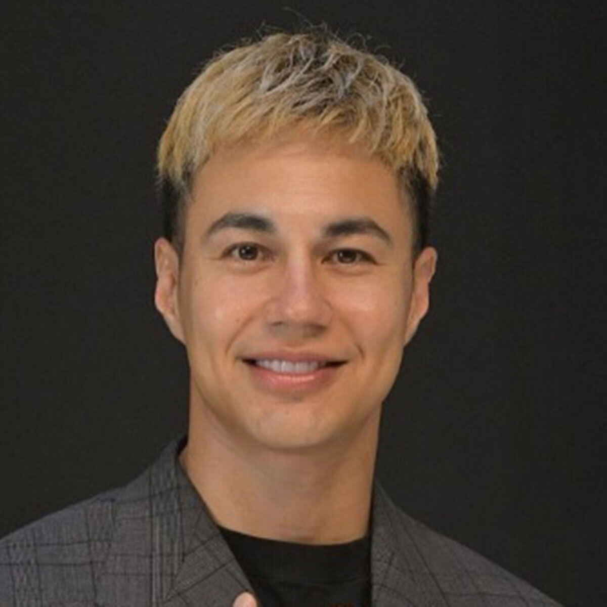 タレント・ユージ「経験積んで総理より総理になれば経験積める」発言に「国がぶっ壊れる」SMSで反論集中（SmartFLASH） - Yahoo!ニュース