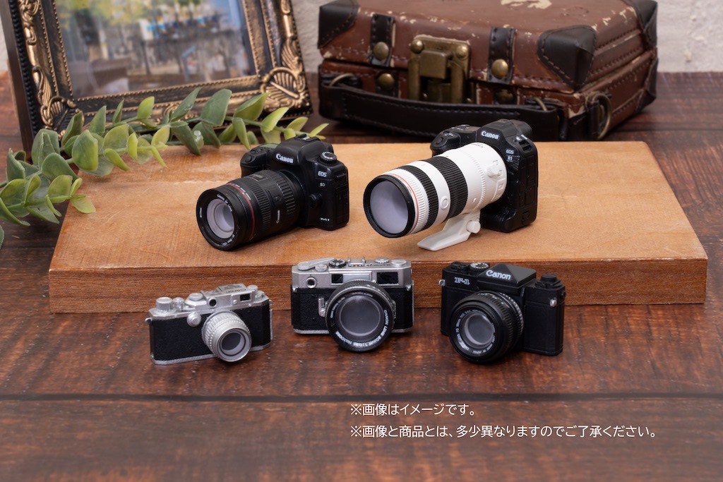 カメラ５種 本物みたいな再現度！ Canonカメラ歴代名機5種がミニチュア化