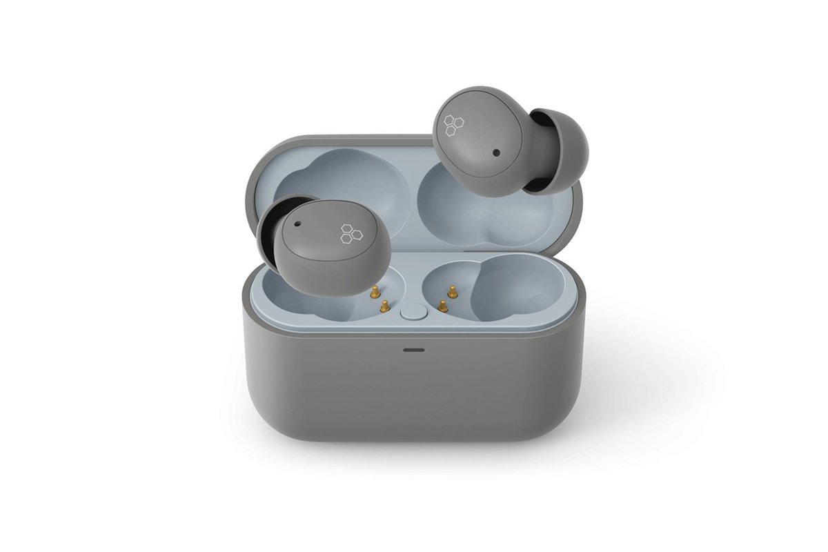 final、近接3D音場特化の完全ワイヤレスイヤホン「ZE500 for