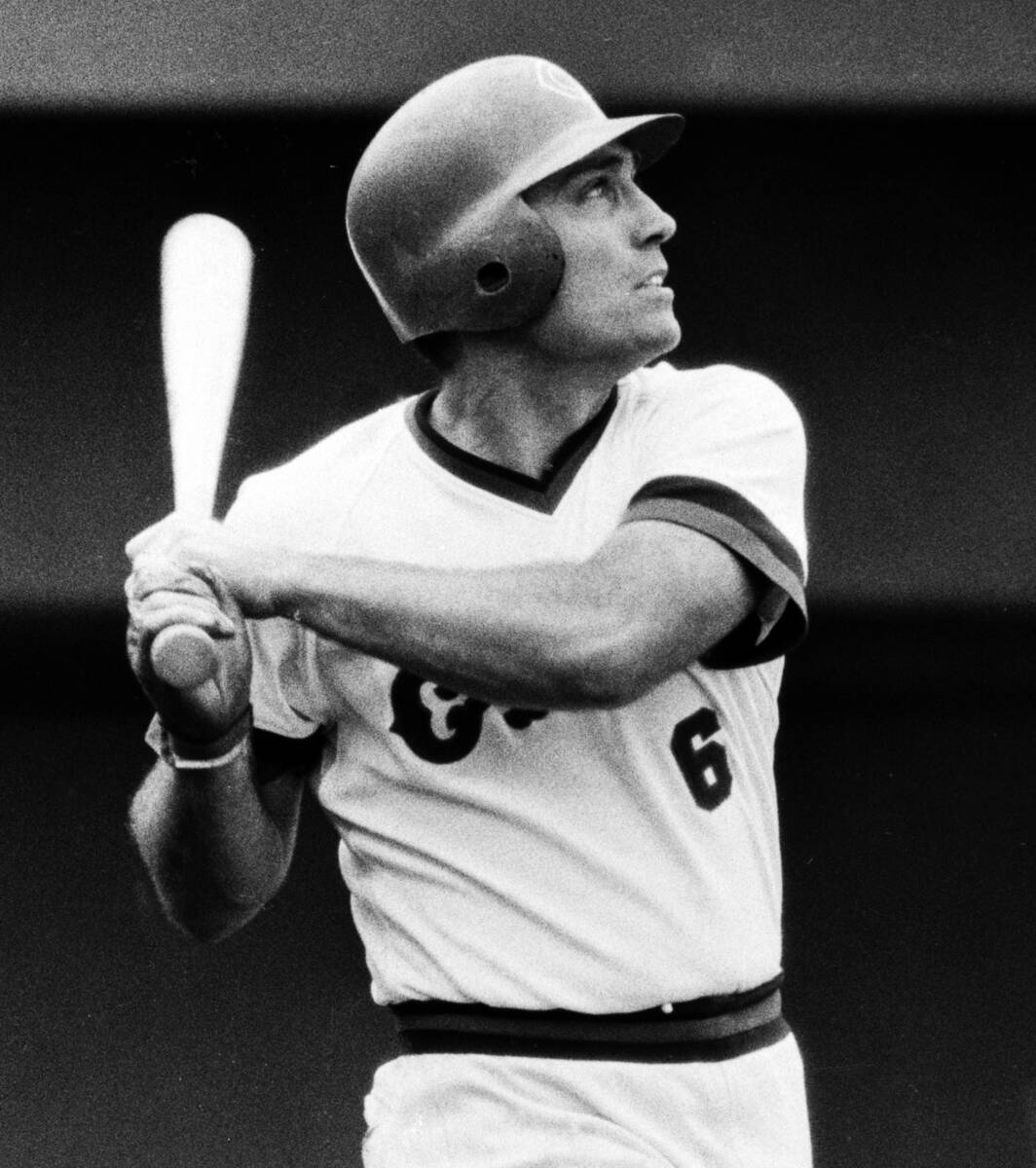 広島】ホプキンス氏、OB戦に出場「愛した広島を訪れることが