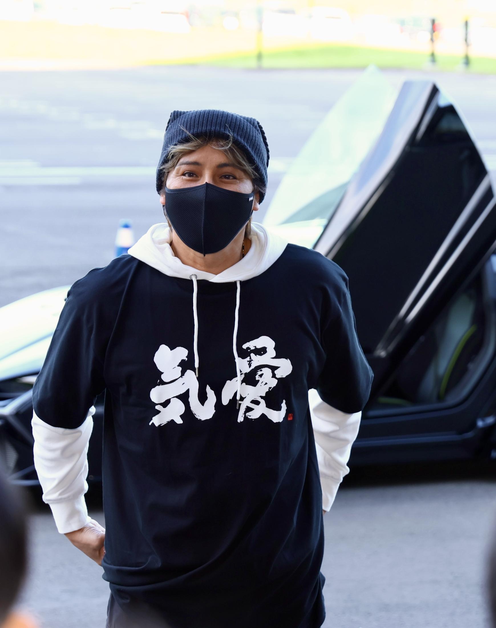 新庄監督 「気愛」Tシャツは中山秀征のデザイン 込められた思いを