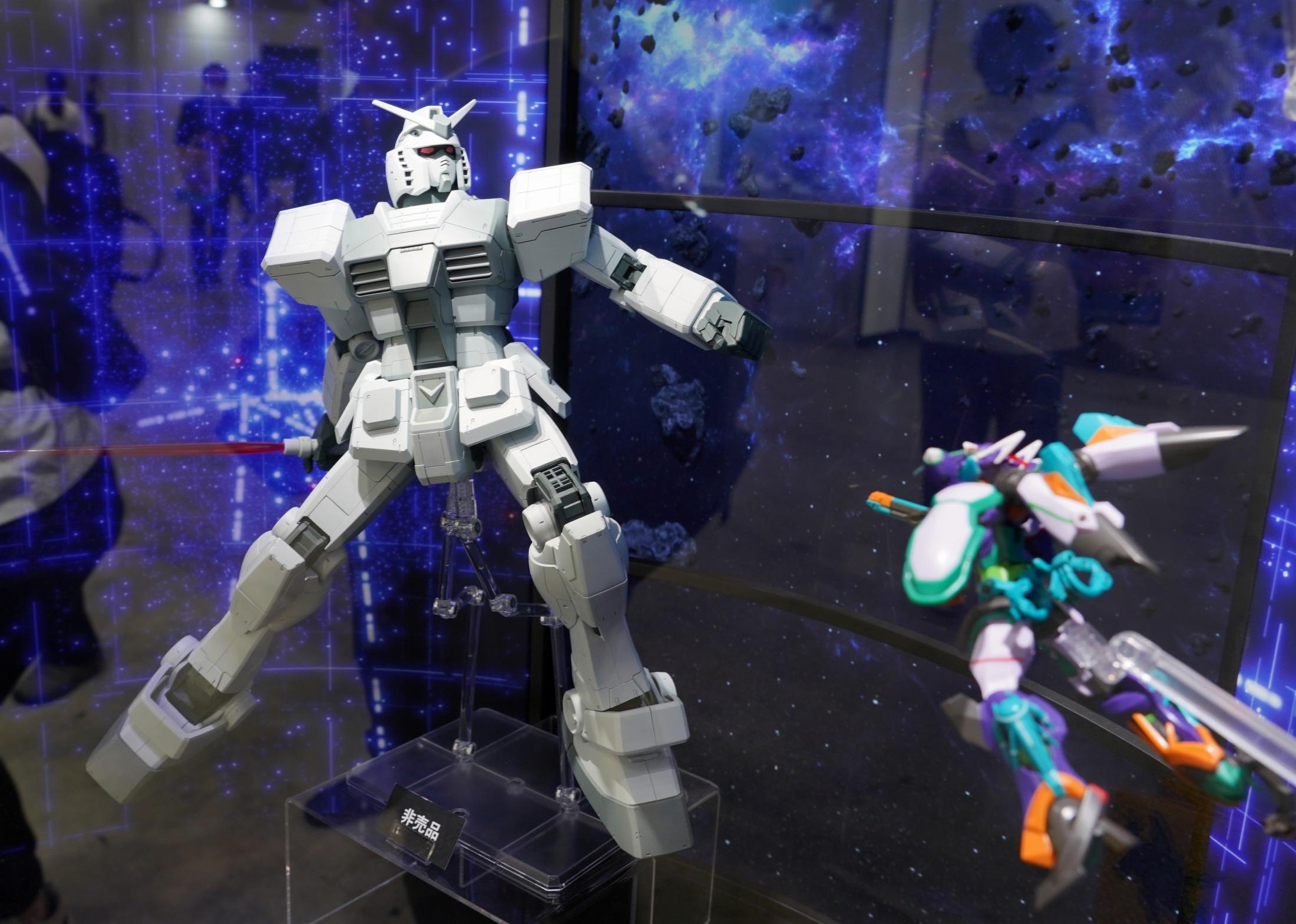 Gundam GQuuuuuuX ジオラマ　破壊都市 3体セット　関節可動 Gundam GQuuuuuuX ジオラマ 破壊都市 3体セット 関節可動 - メルカリ