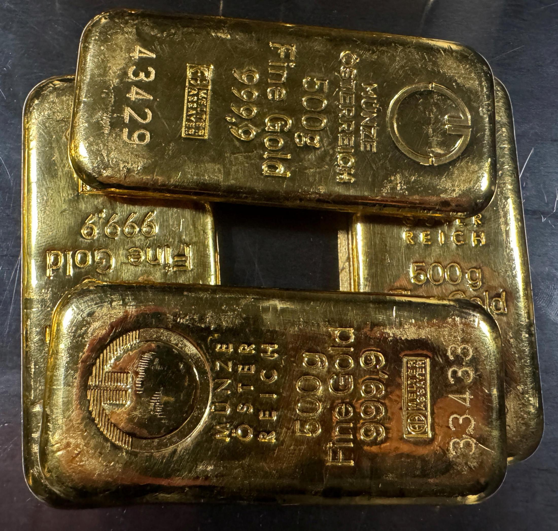 金価格、初の1グラム2万3千円 急ピッチで最高値更新（共同通信