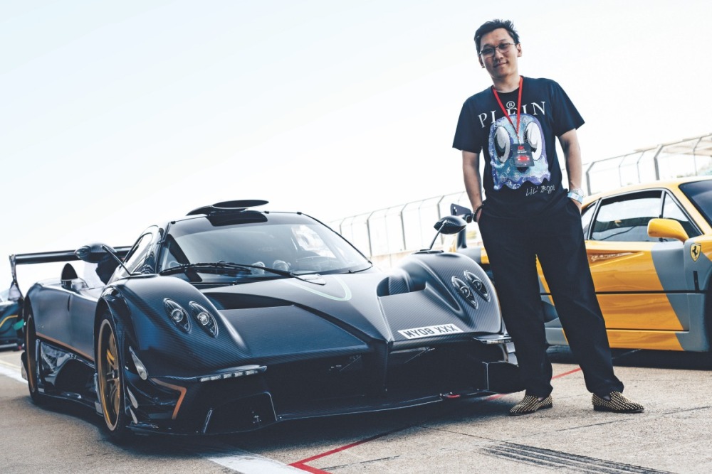 スーパーカー多数 気になるのがありましたらコメント下さい！ 大暴落しているからこそスーパーカーが買いかもです。 - YouTube