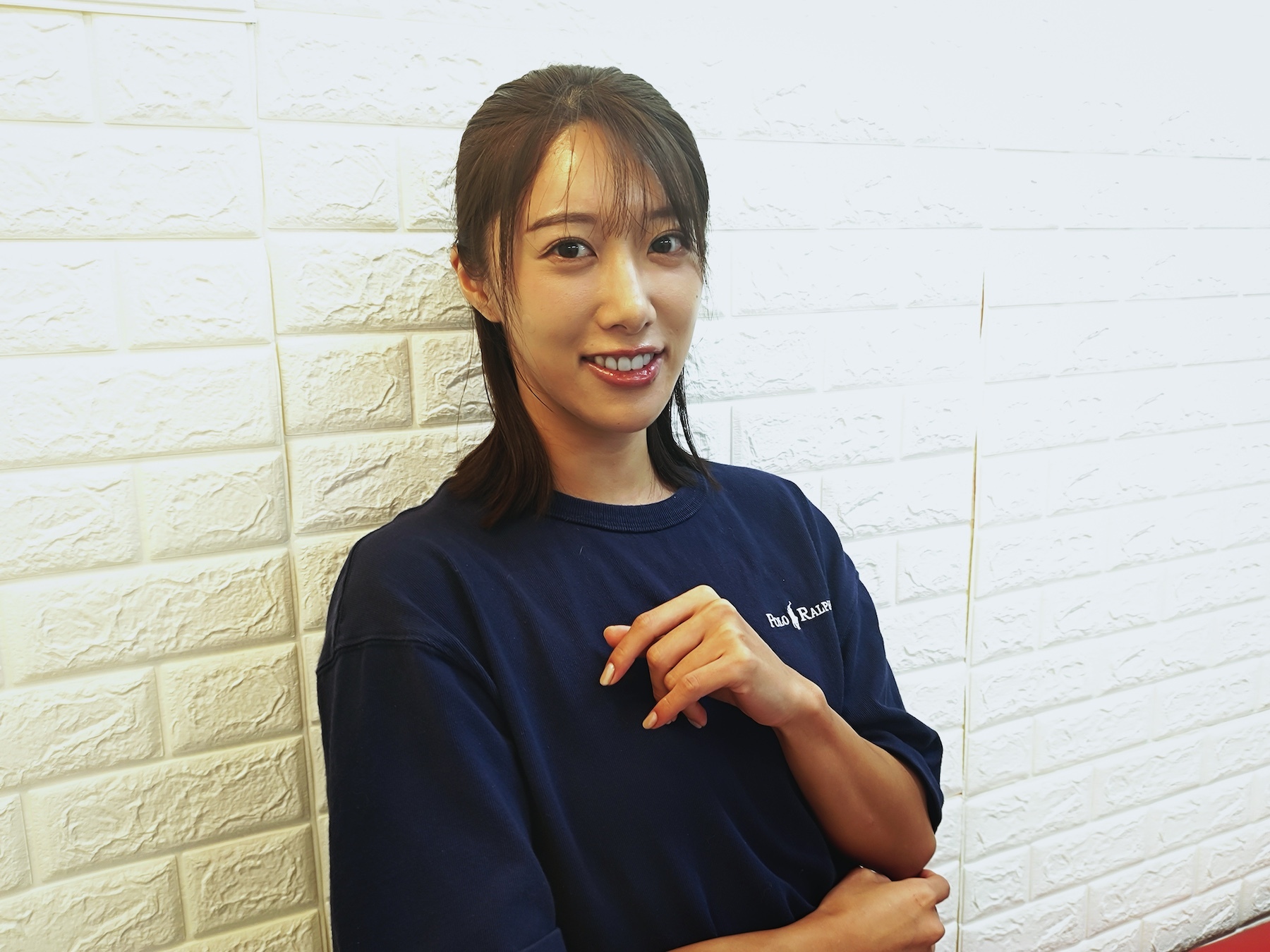 引退を1年延長したセクシー女優・竹内有紀さん。詐欺被害を乗り越え、新たな決意を語る。