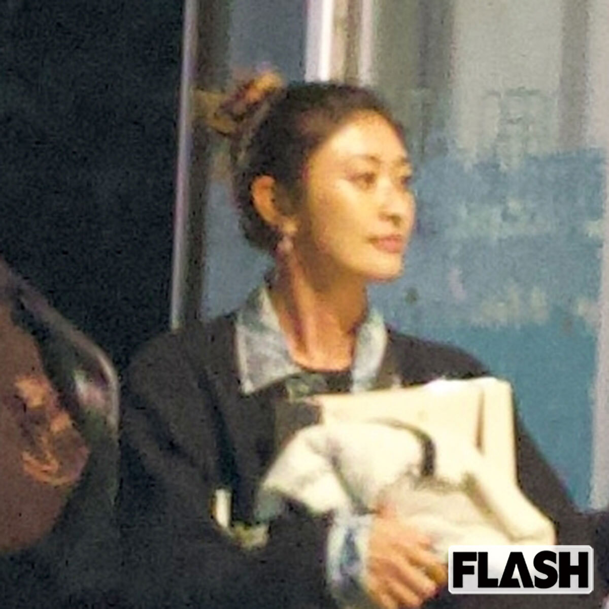 山田優の「子育て代行」発言に賛否、弟の献身と小栗旬への新たな視点 山田優と小栗旬夫妻、子育てへの注目が集まる中での登場