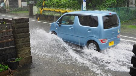 クリニック開業3年目に「水害で壊滅状態」になった医師が“学んだこと”――「ポジティブな言葉が人を健康にする」の意味とは クリニック開業3年目に「水害で壊滅状態」になった医師が“学んだこと”――「ポジティブな言葉が人を健康にする」の意味とは