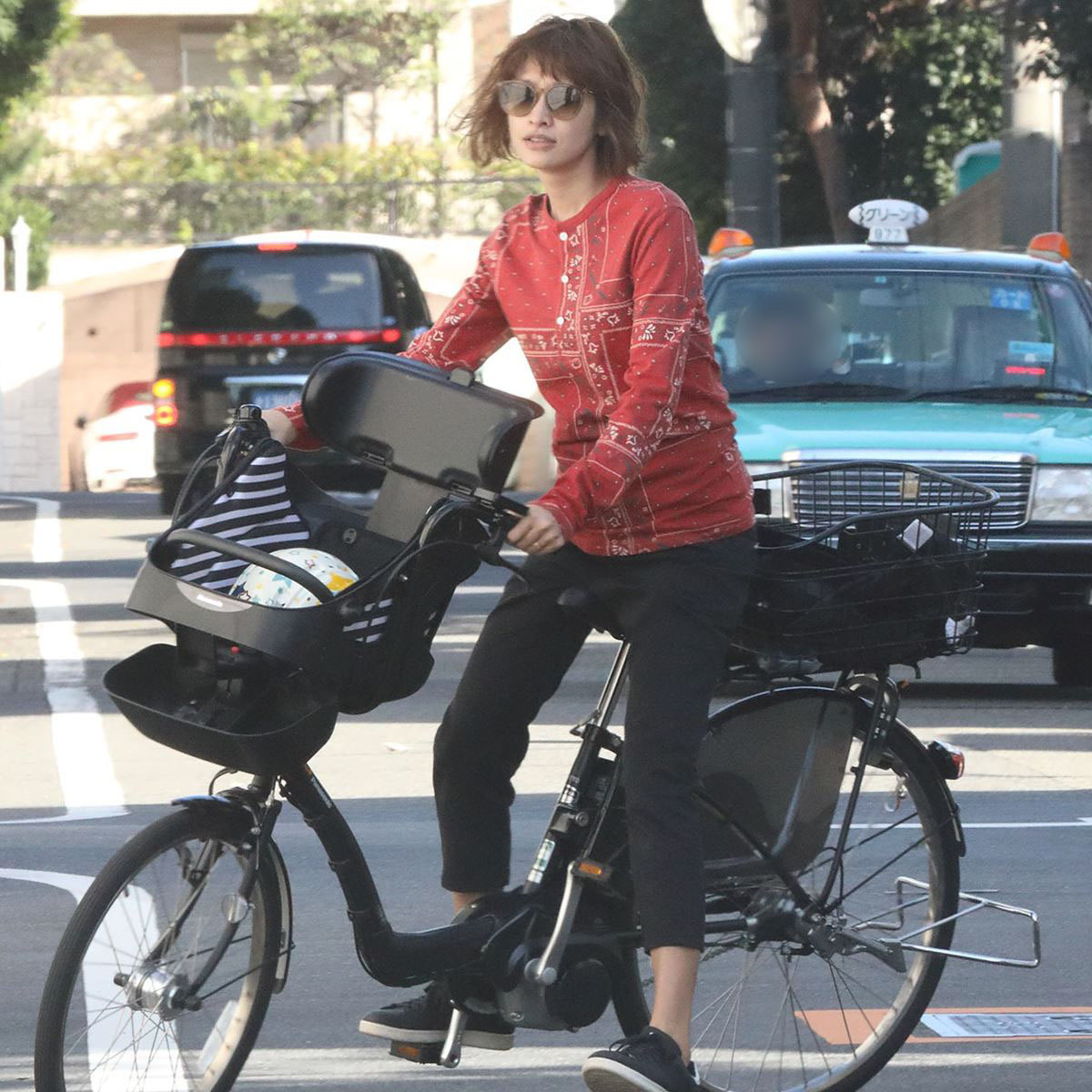 山田優、弟による育児サポートに賛否両論?小栗旬夫妻の「現代の子育て」を深掘り 山田優、弟の育児サポートについて語る