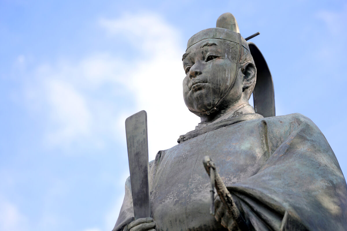 定説を覆す:関ヶ原合戦後の豊臣秀頼は「一大名」ではなかった? 豊臣秀頼公の肖像。関ヶ原合戦後も天下を統べる存在と認識されていた豊臣秀頼の威厳を示す。