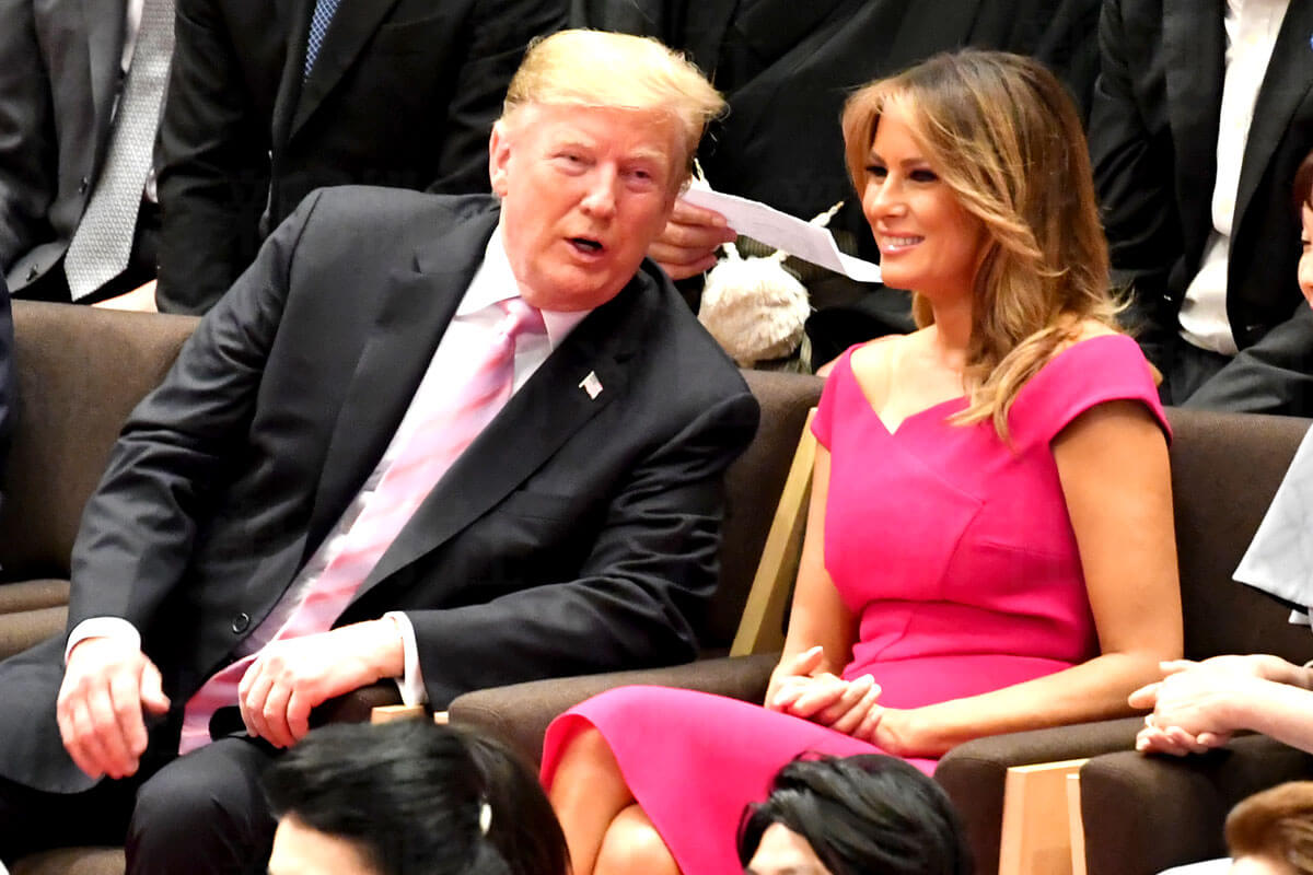 トランプ米大統領、天皇陛下と再会:ホワイトハウス招待と皇室が示す「おもてなし」の真髄 2019年5月26日、メラニア夫人と共に大相撲を笑顔で観戦し、日本の伝統文化に触れるトランプ大統領。