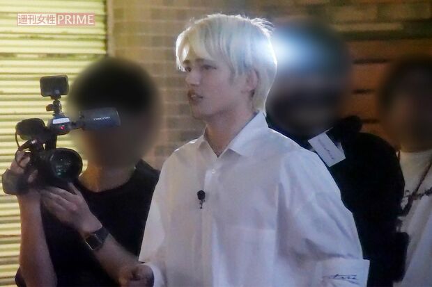 timeleszのメンバーとして「めざましテレビ」のマンスリーエンタメプレゼンターに抜擢された篠塚大輝。急増するテレビ出演が「ゴリ押し」と批判を呼んでいる。