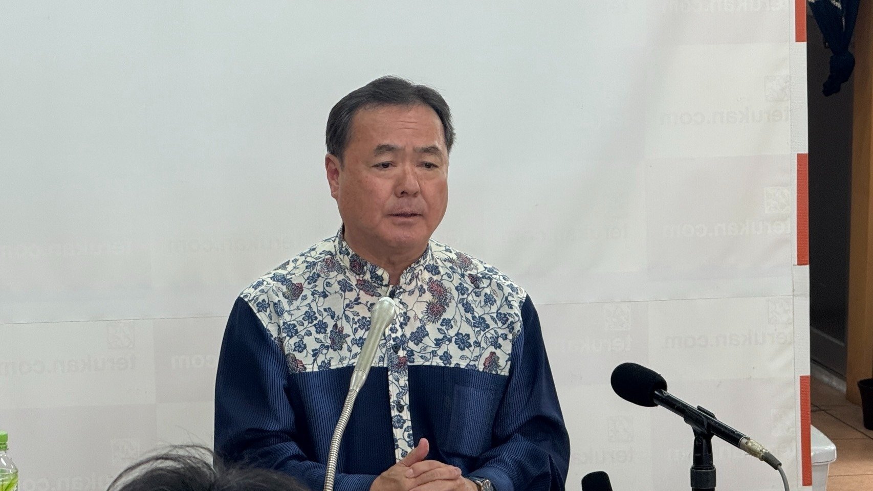 【会見一問一答】福島党首の衆院鞍替え訴えるも受け入れられず　新垣邦男氏が社民党離党の意向　「今後は無所属の立場で」（RBC琉球放送） - Yahoo!ニュース