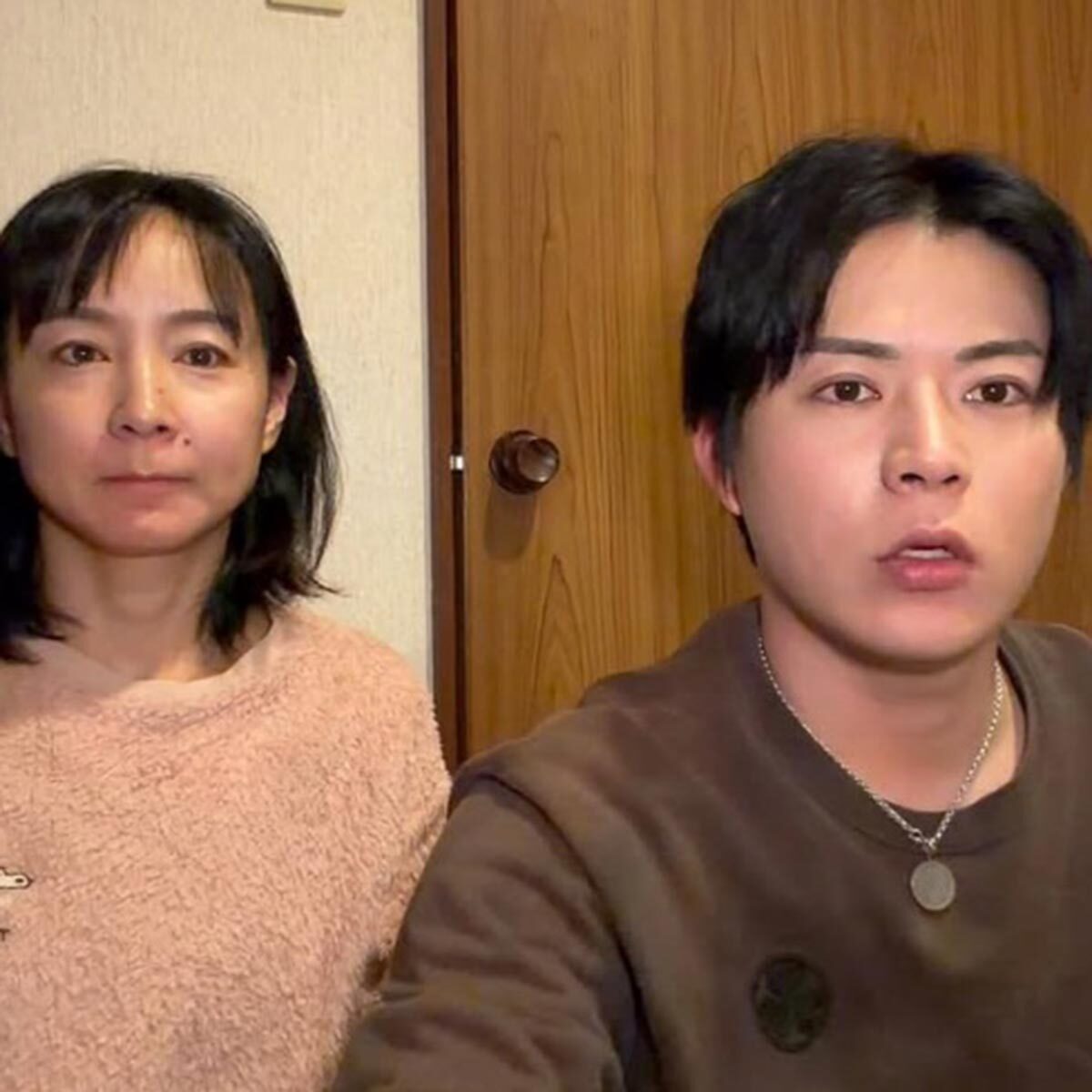 再婚YouTuber「ぽんこつライス」の夫婦と次男、炎上後の活動休止