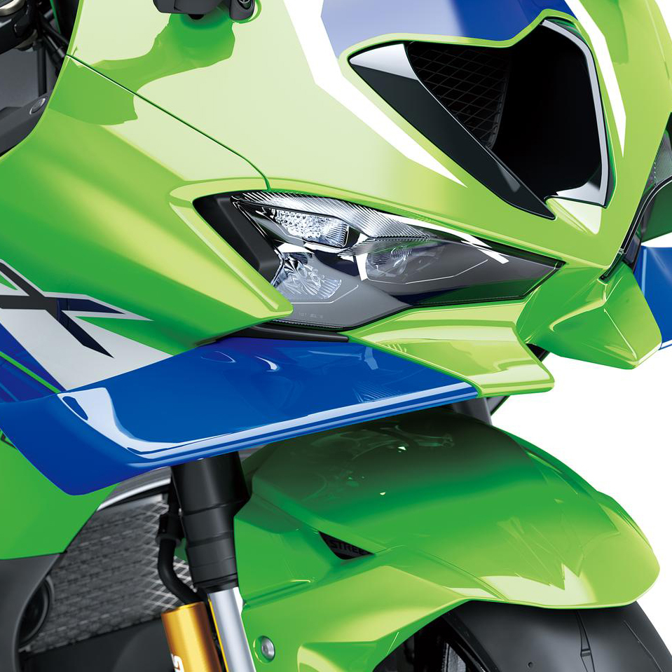 カワサキが新型「Ninja ZX-10R」を発表！ 大型ウイングを装備し印象を