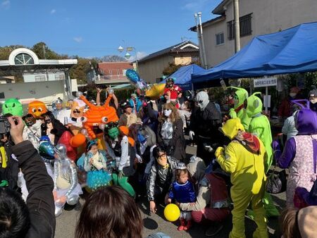 宇宙人が“襲来する”UFOの街 福島市で共生を目指すフェスティバルを開催(オーヴォ)
