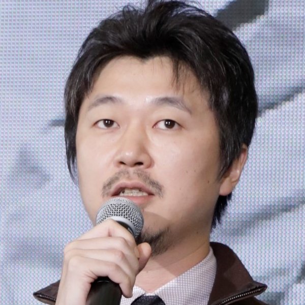 新井浩文 人気劇作家の舞台で7年ぶり俳優復帰!強制性交罪で実刑判決、昨年に仮釈放(女性自身)