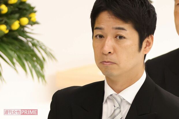 記者会見で質問に答える日本維新の会・藤田文武共同代表