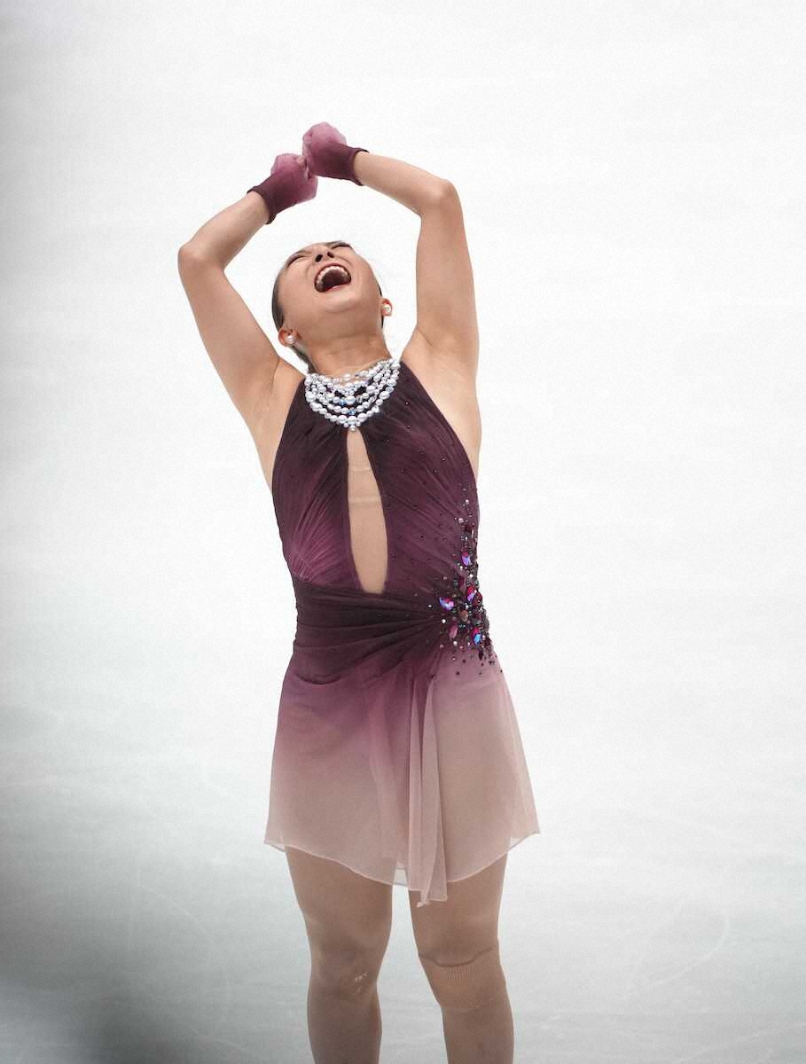 坂本花織 浅田真央に並ぶ4度目V 地元で魅せた今季世界最高点「リベンジできた」 自らにカツ入れ復活(スポニチアネックス)