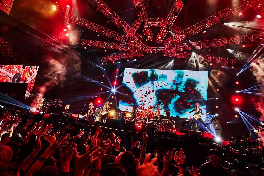 LUNA SEA・真矢、ルナフェスにサプライズ登場 12月にライブ開催を発表「少しでもドラムが叩きたい」(vois ヴォイス)