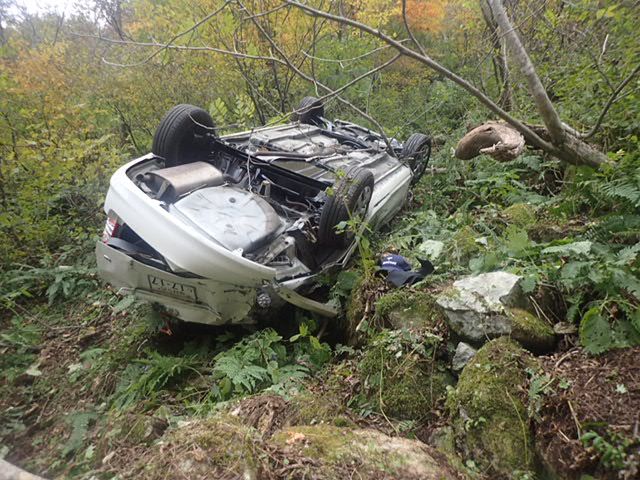 駐車場の柵をやぶり…　白山ホワイトロード　車が崖下に転落し夫婦死亡（テレビ金沢） - Yahoo!ニュース