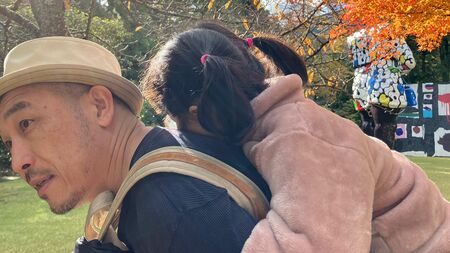 45歳で第1子を授かり、現在は地域に溶け込みながら家族と暮らす山本さん