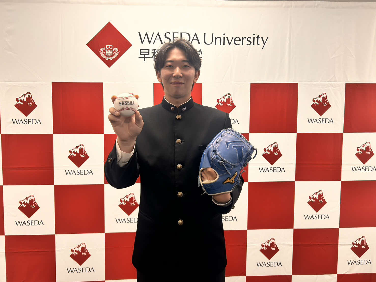 【楽天】ドラ２早大・伊藤樹投手が指名あいさつ「即戦力投手として新人王と２桁勝利を狙いたい」（日刊スポーツ） - Yahoo!ニュース