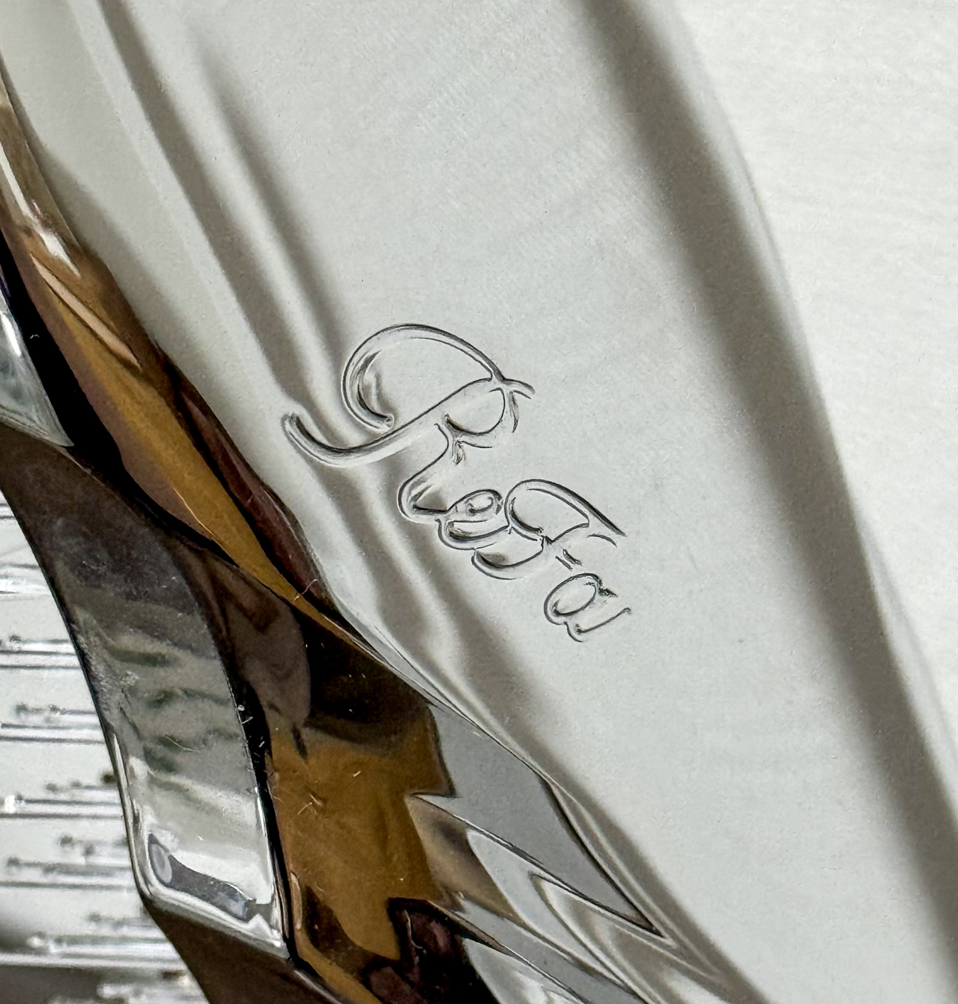 MTGが過去最高業績 「リファ」が42%増、ヘアケア用品がけん引(FASHIONSNAP)