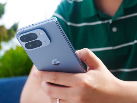 Pixelスマホが本日無料アップデート。詐欺検出、メッセージ要約など新機能5選(CNET Japan)