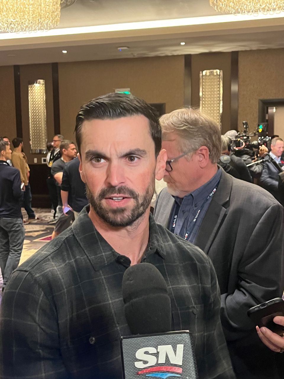 大谷翔平、山本由伸のWBC参加、ドジャース”消極的”姿勢か…今季フル回転の山本への負担懸念、侍ジャパンとの綱引き(中日スポーツ)