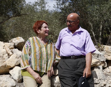 「同じ人間」「一筋の光」難民キャンプで育まれたイスラエル理学療法士とパレスチナ医師の絆 続く迫害…再びの訪問はかなうのか(47NEWS)