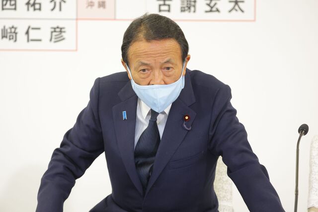 “歳出削減に前向き”維新連立入りはチャンス? 財務省が「首相補佐官の秘書」にまでエースを送り込んだワケ “歳出削減に前向き”維新連立入りはチャンス? 財務省が「首相補佐官の秘書」にまでエースを送り込んだワケ