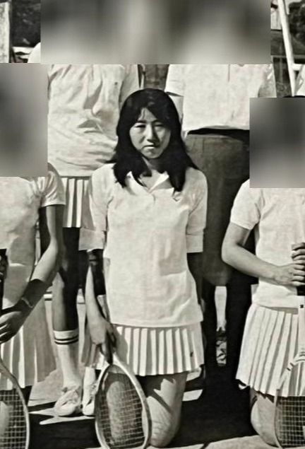 高校時代の悟さんと同級生、ソフトテニス部での一枚