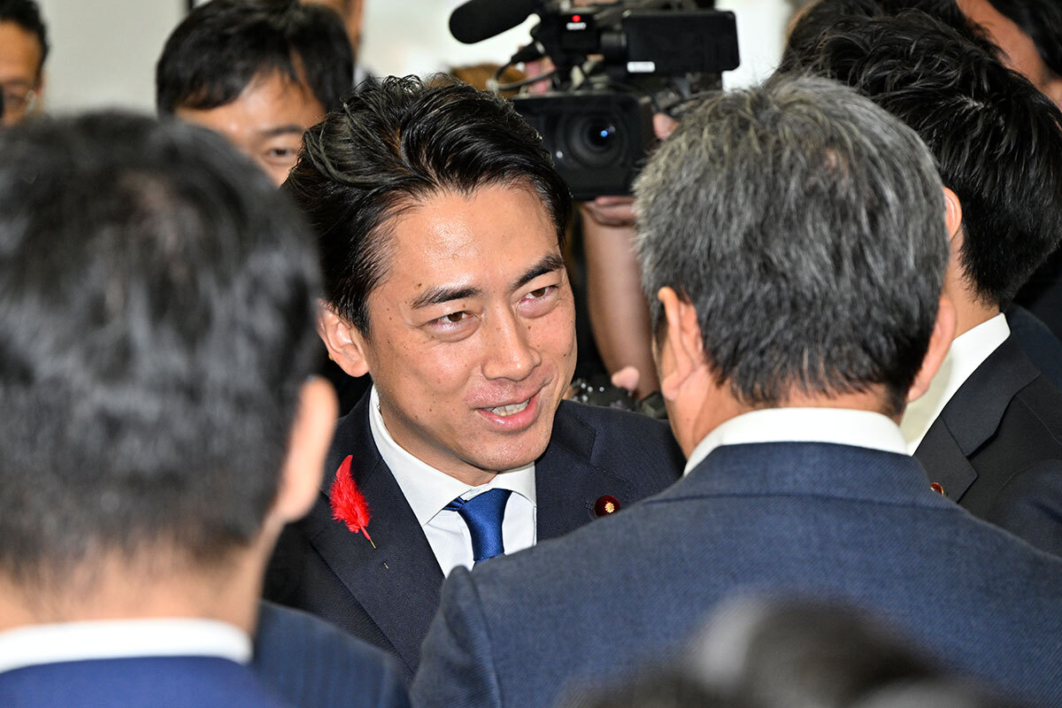 小泉進次郎防衛相の肖像