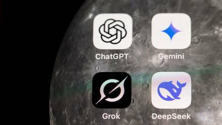 AI普及により「人に聞かない」傾向が強まる現代社会の象徴