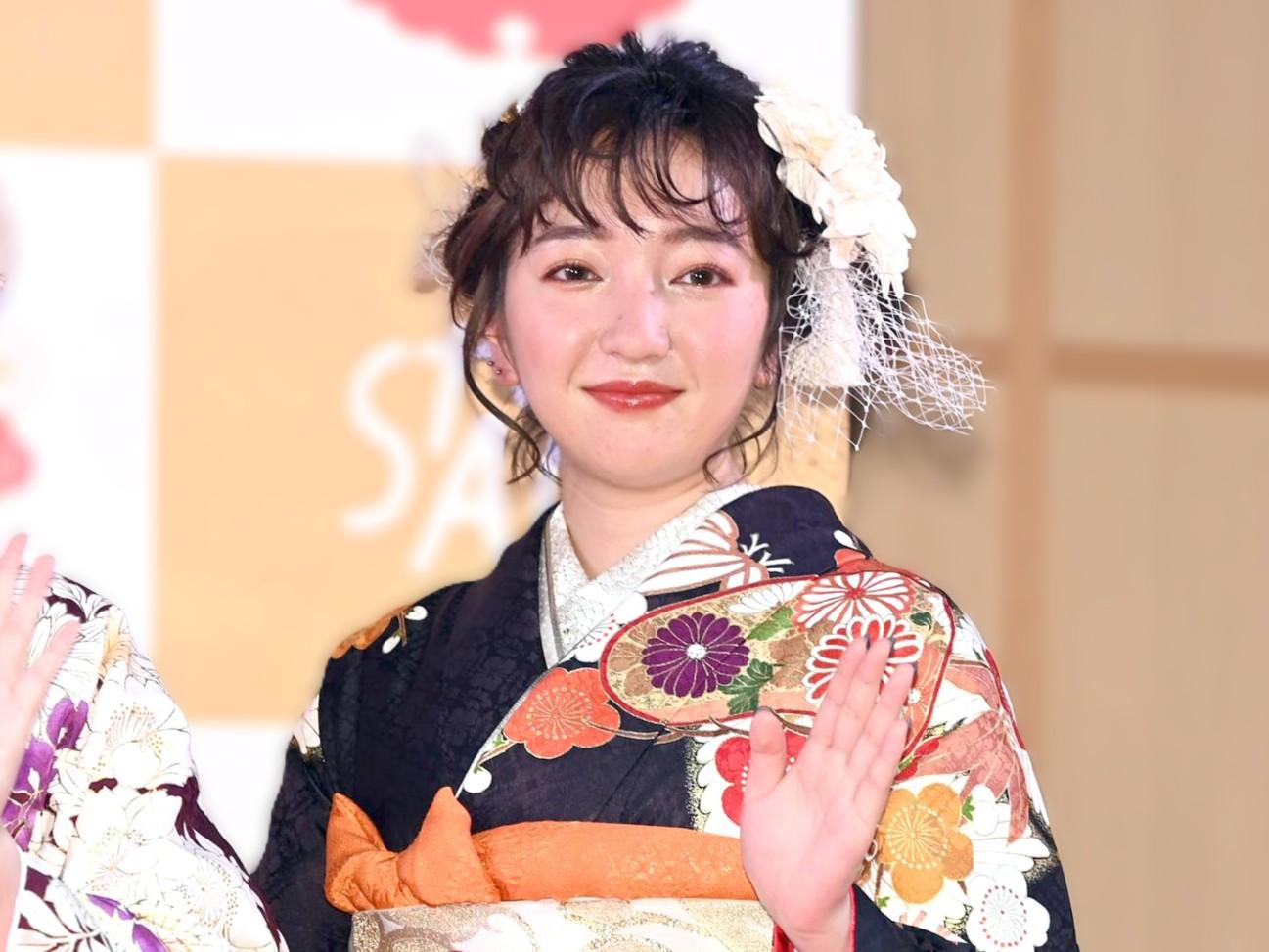 前人氣童星谷花音滿21歲！金髮雙馬尾造型大變身 網讚：超可愛