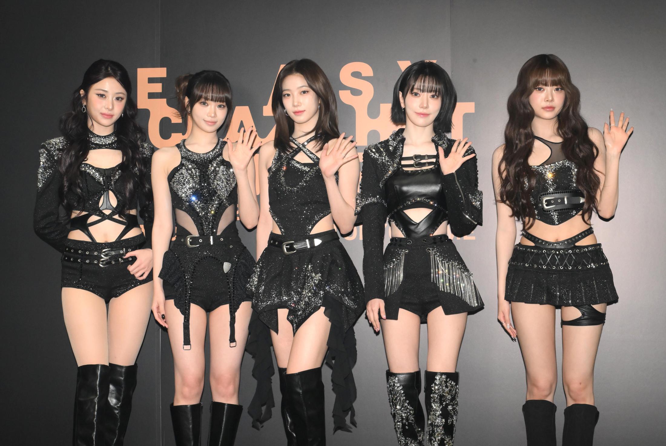 LE SSERAFIM ブラック衣装でビジュアルマシマシ 初東京