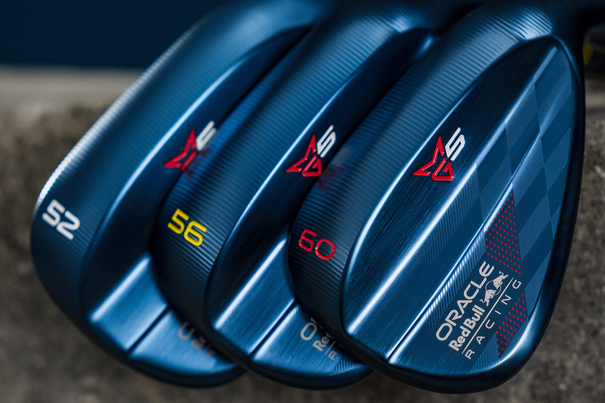 テーラーメイドxレッドブル　ボールマーカー セット テーラーメイドxレッドブル ボールマーカー セット テーラーメイド