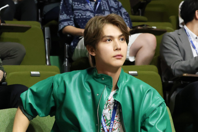 日曜劇場『ザ・ロイヤルファミリー』のキービジュアル