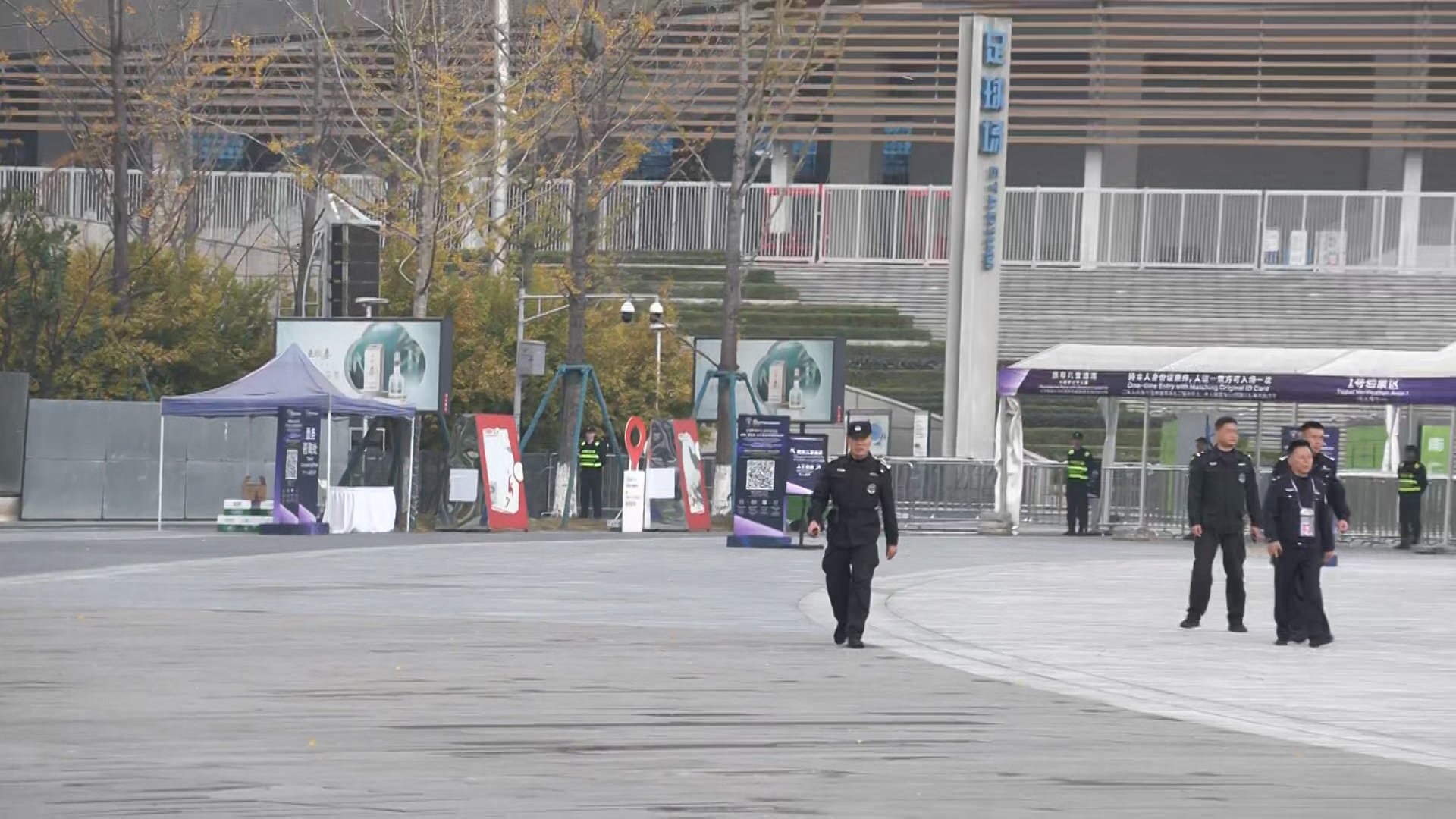 地元当局が日中対決で中国側サポーターに「過激な行動やめて」呼びかけ　中国・四川省でサッカーACLE「広島-成都蓉城」戦（FNNプライムオンライン（フジテレビ系）） - Yahoo!ニュース