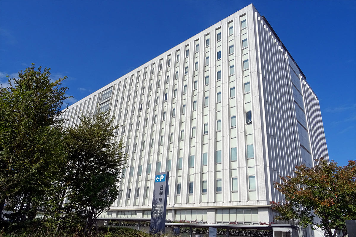 東京地裁立川支部での公判の様子