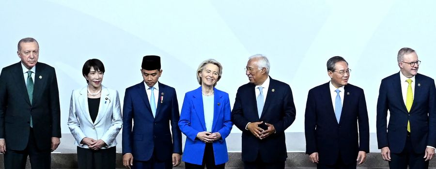 高市首相を避けるように顔をそむけた李強首相。『G20』の一幕は、両者の関係を象徴しているようだった