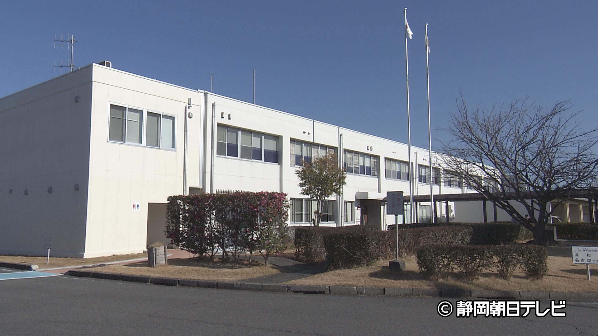 「元々免許は持っていない」と供述　新東名高速で無免許運転した疑い　東京都在住の中国籍の男を逮捕　浜松市浜名区（静岡朝日テレビ） - Yahoo!ニュース