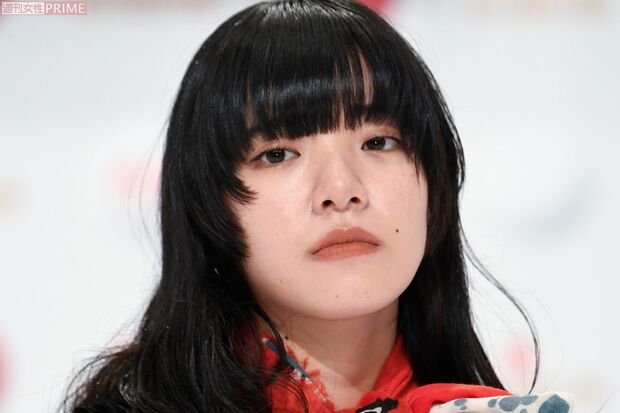 ショートヘアにイメチェンしたあいみょん