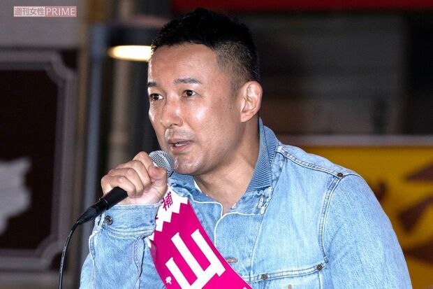 参院選での消費税廃止や給付金を訴えるれいわ新選組代表の山本太郎氏