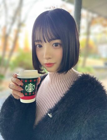 「こんな子が普通の大学生?」19歳現役法学部〝グラビアデビュー〟透け過ぎニット姿が反響「衝撃デビューの予感」「びっくりした」(西スポWEB OTTO!)