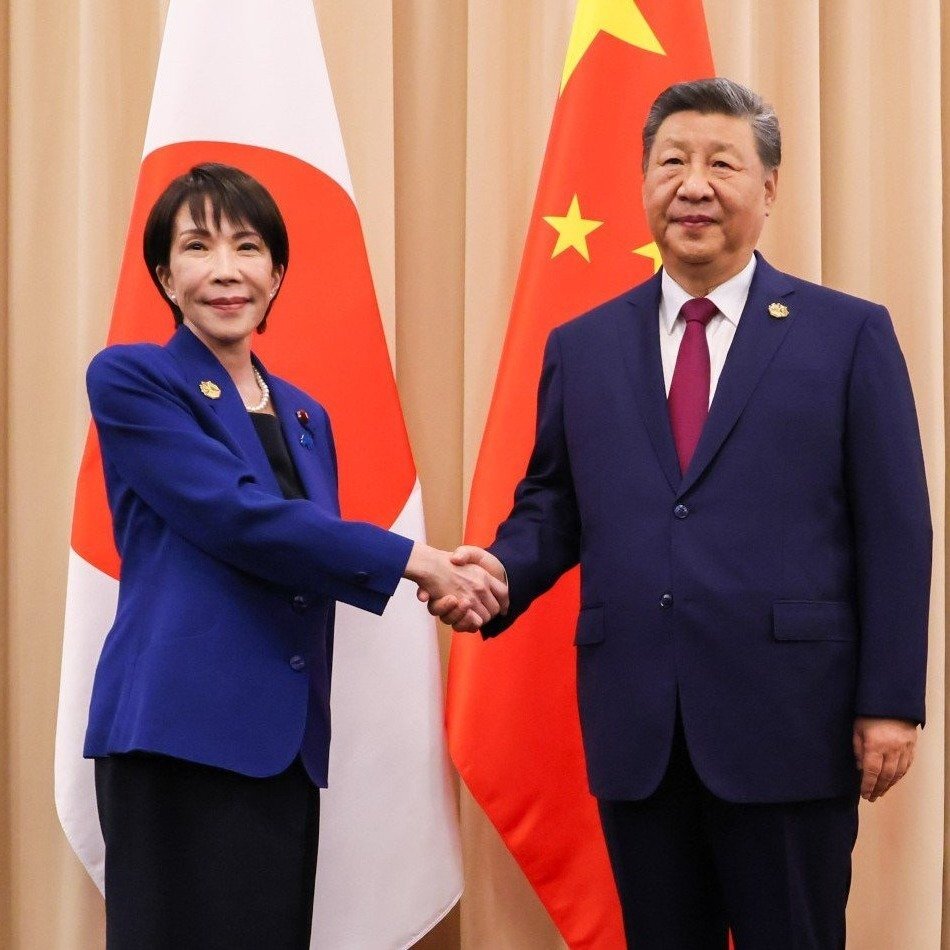 日本の首相、高市早苗氏に関連する状況を示すイメージ