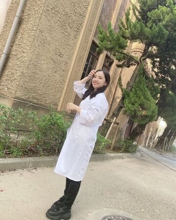 〝現役女医アイドル〟「喋りが芸人!」すぎるライブ動画が話題「音楽なったら踊りながら手術されそう」「楽しいベクトルふたつ持ってるの最高」の声(西スポWEB OTTO!)