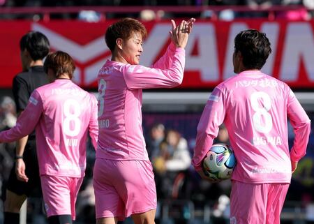 柿谷曜一朗、引退試合で有終の美 後半43分に決勝点 2得点1アシストで〝大阪ダービー〟制する(サンケイスポーツ)