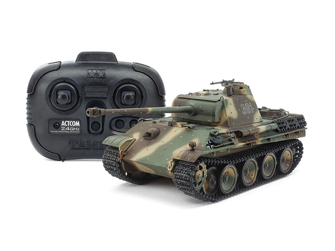 ドイツ軍 レオパルト パンター写真 プロ仕様のドイツ軍KF51パンター