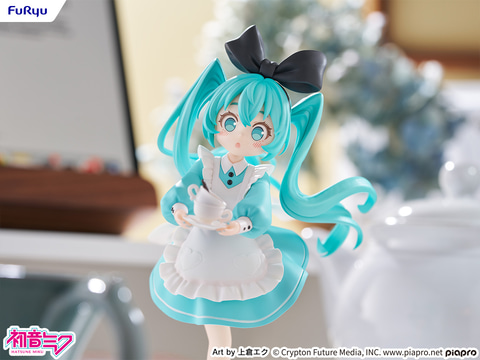 フリュー、新フィギュアシリーズ「デスクトップフェアリー」より不思議